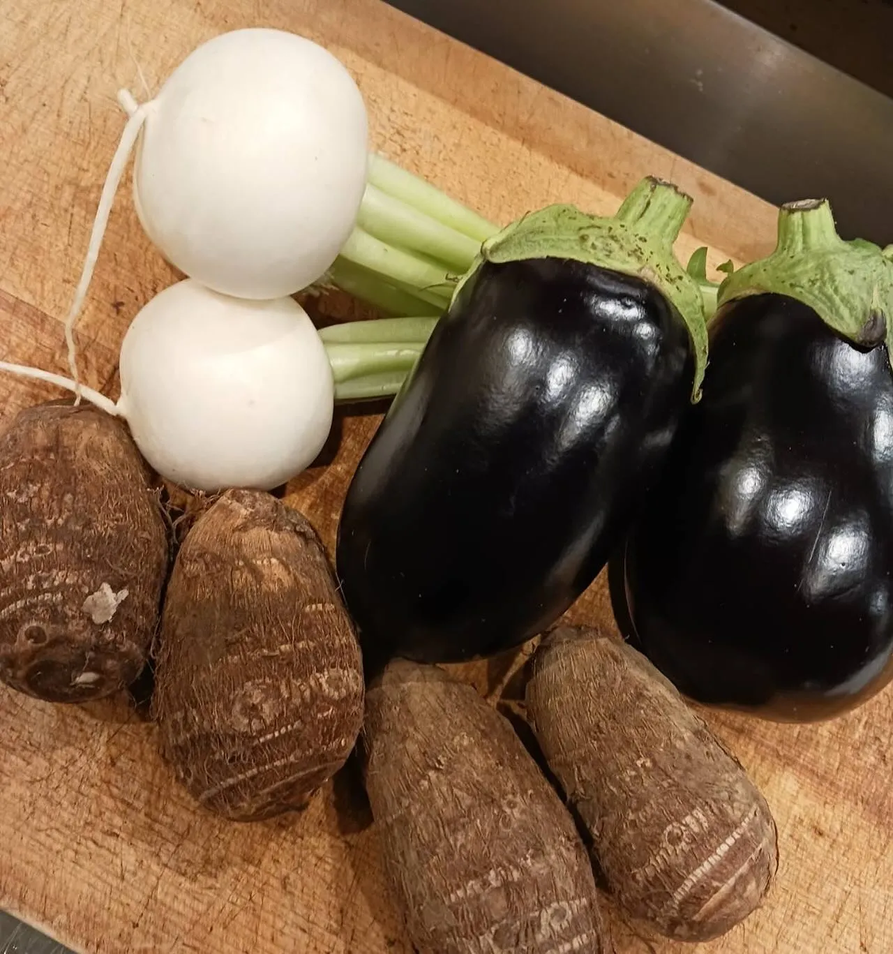 仕込みを開始中です！