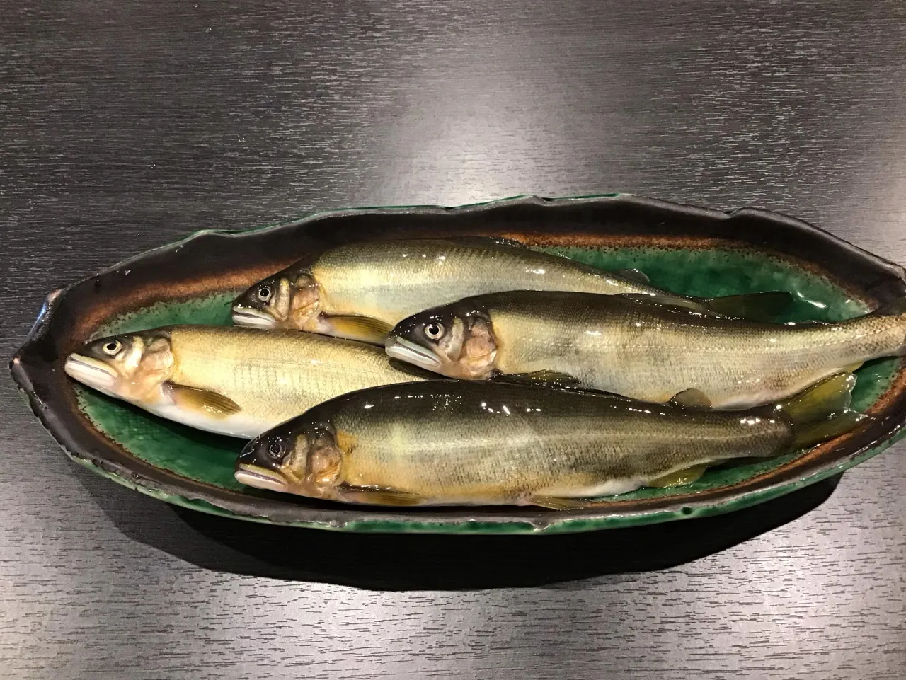 子持ち鮎のフライ　実山椒タルタル